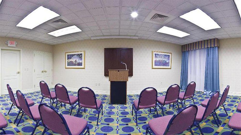 Holiday Inn Express Hotel & Suites Reading By Ihg מראה חיצוני תמונה