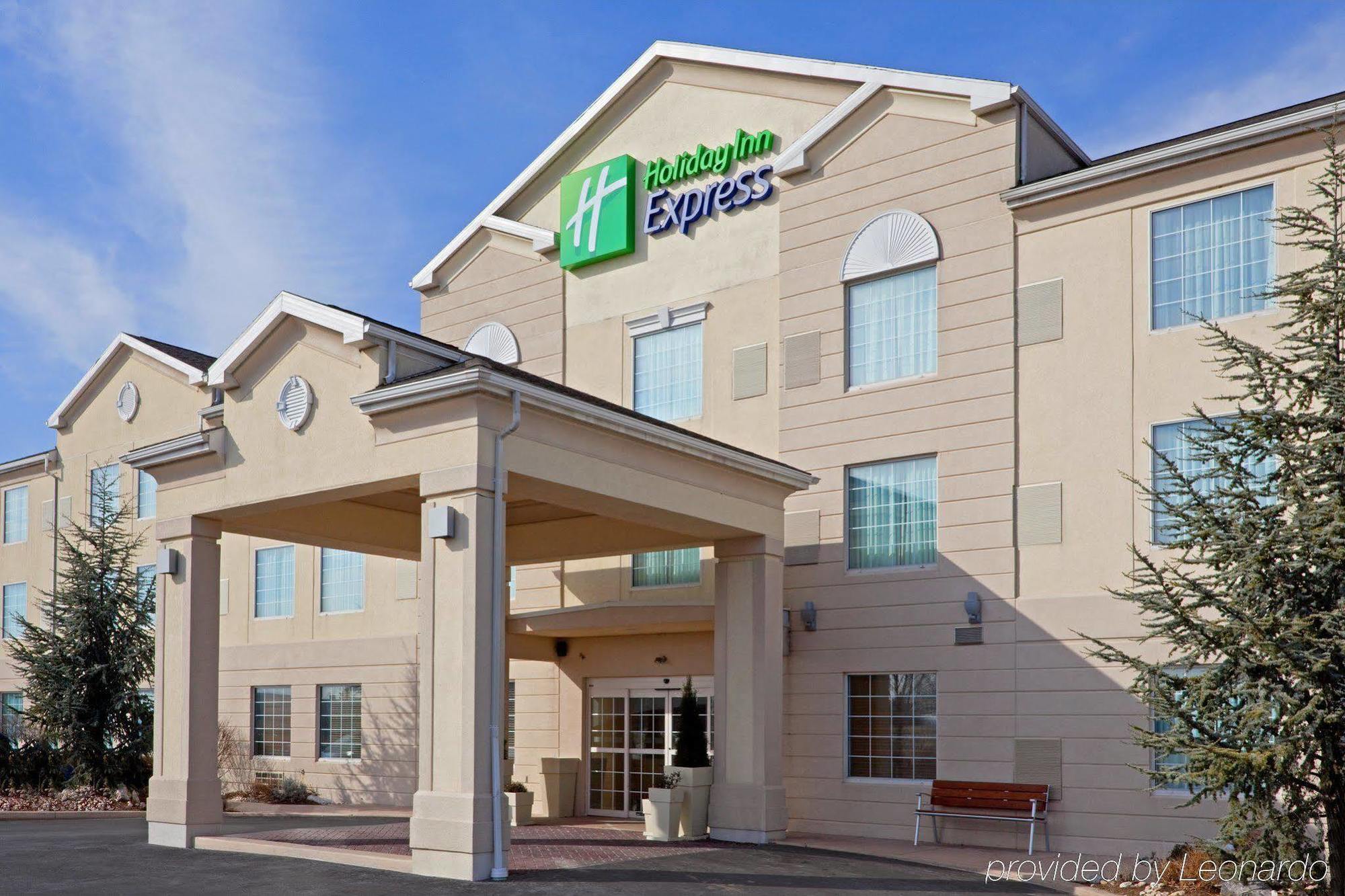 Holiday Inn Express Hotel & Suites Reading, An Ihg Hotel מראה חיצוני תמונה