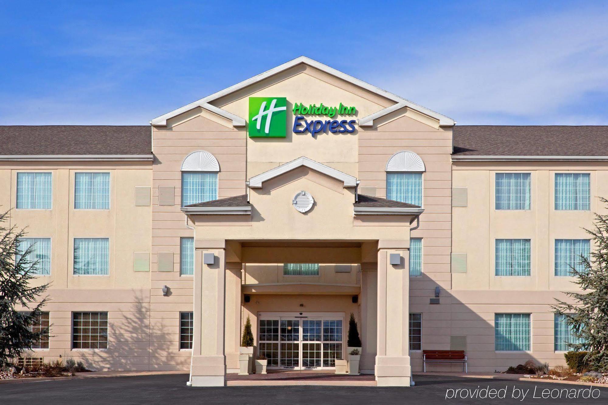 Holiday Inn Express Hotel & Suites Reading By Ihg מראה חיצוני תמונה